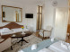Hotel Barbizon 36
