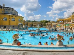 Széchenyi Gyógyfürdő és Uszoda Budapest